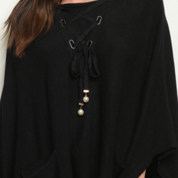 Gorgeous Poncho Hoodie Sweater Cardi O/S - Picture 6 of 7